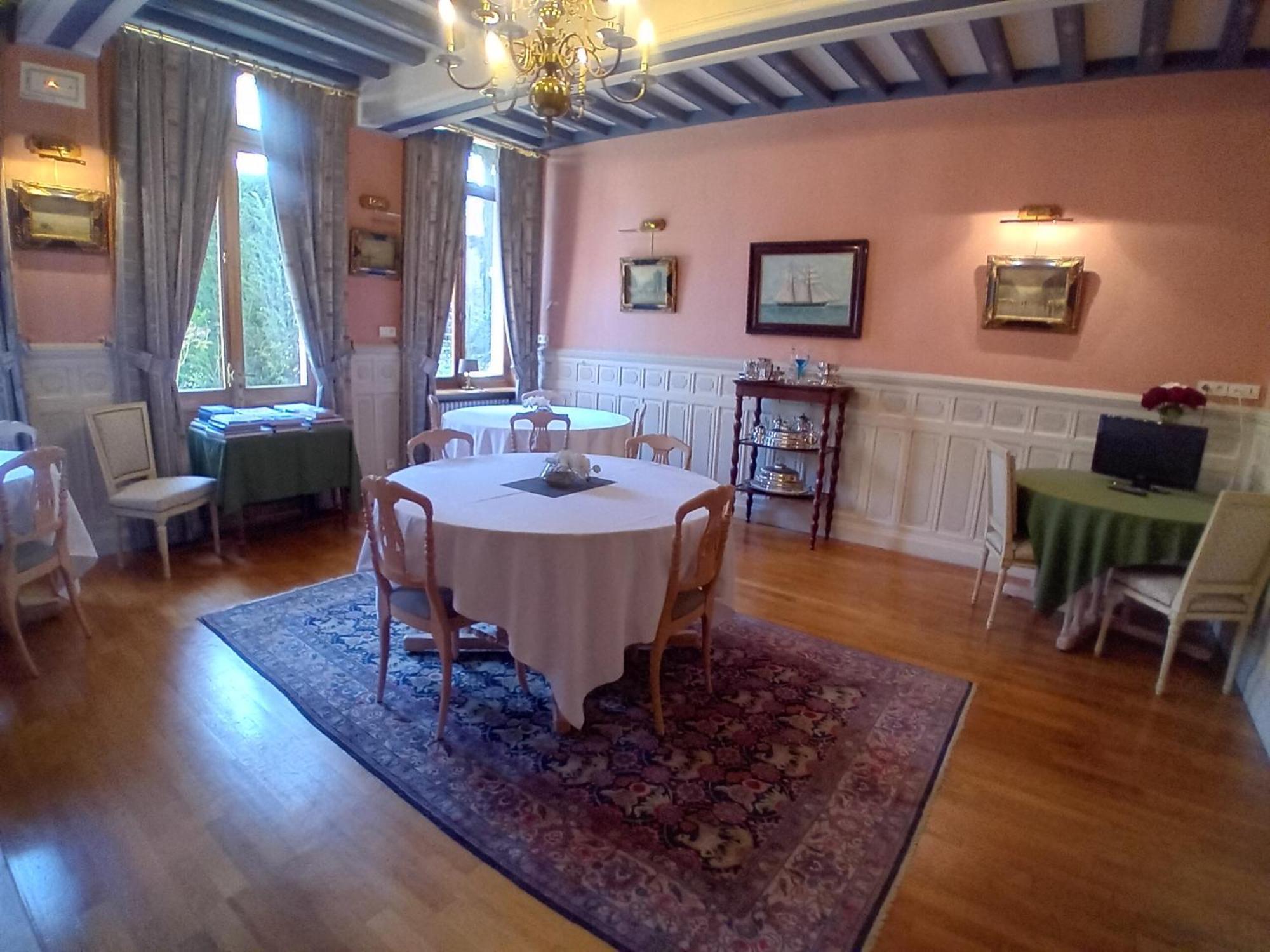 Hotel Particulier Des Canonniers Saint-Quentin  Zewnętrze zdjęcie
